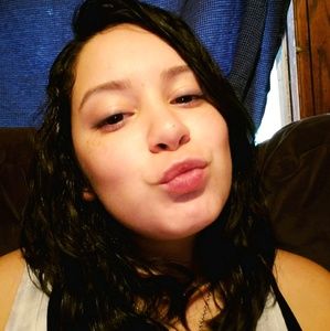 Meet your Posher, Rubi